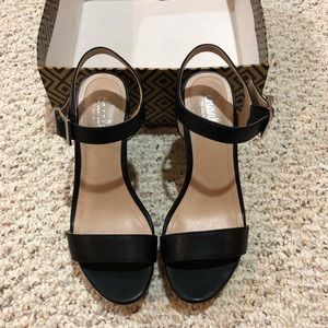 Charles David Wedge Sandal